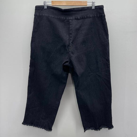 Alfred Dunner Denim Fringe Capri Pants Womens 14 Black Stretch Pull On Raw Edge - Picture 3 of 5